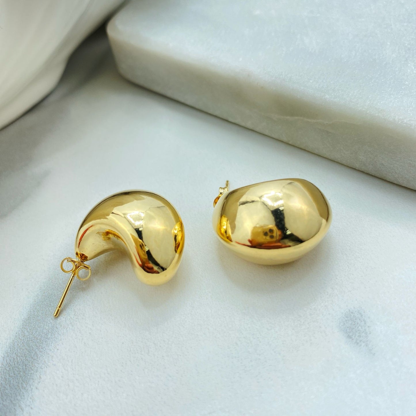 Tear drop pvd earrings